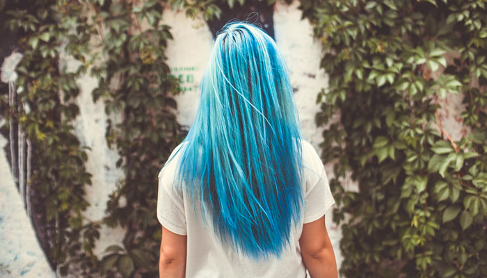 Entretenez vos cheveux avec le shampoing colorant